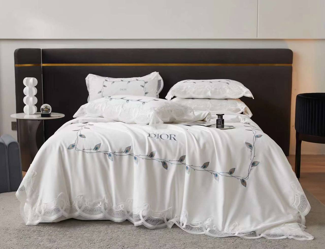 Купить комплект постельного белья Christian Dior LUX-97805 - цена винтернет-магазине в Москве