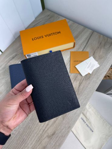 Обложка на паспорт Louis Vuitton LUX-74436