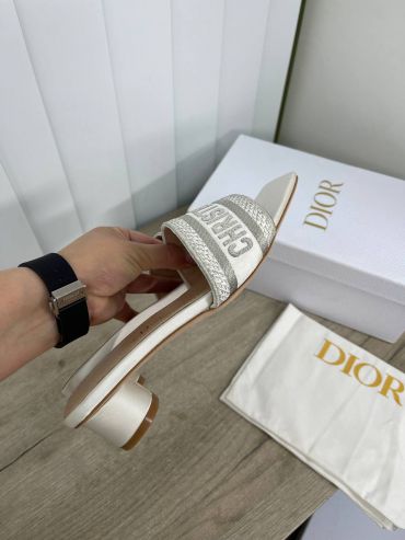 Шлепанцы Christian Dior LUX-92449