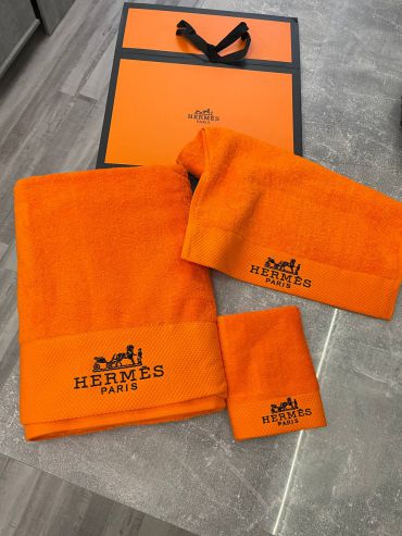 Комплект из трёх полотенец Hermes LUX-99174