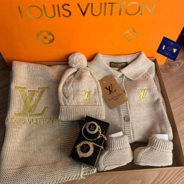  Комплект  Louis Vuitton LUX-80342