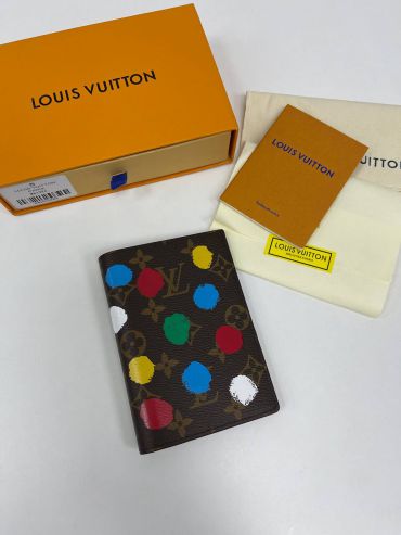 Обложка на паспорт Louis Vuitton LUX-86929