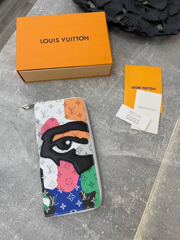 Кошелёк Louis Vuitton LUX-96856