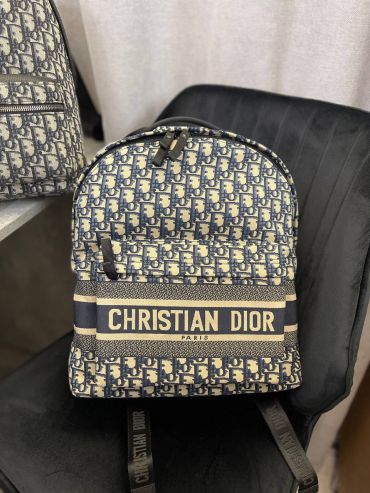Рюкзак  40*30 cm Christian Dior LUX-97980